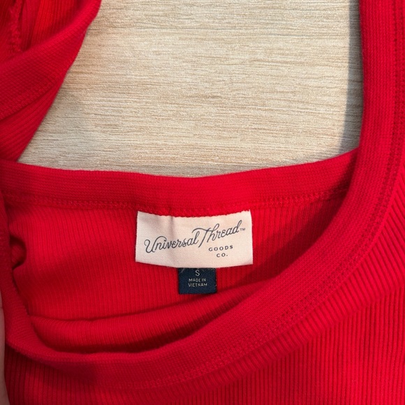 Universal Thread Red Scoop-Neck Ribbed Crop Top - Picture 2 of 4